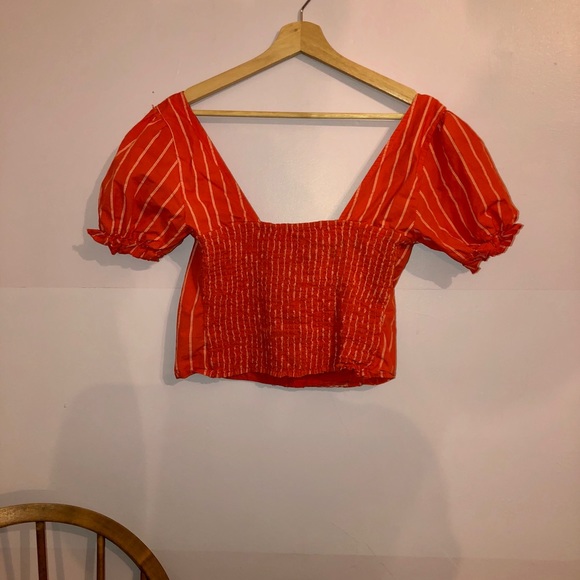 Red and white pin stripe puffy sleeve blouse - Picture 3 of 4